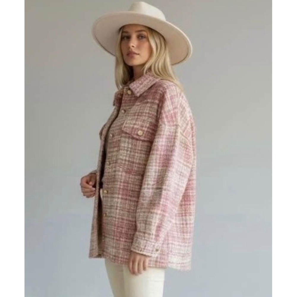 Forever 21 Pink Plaid Pearl Button Shacket Size Small Jacket Oversized Tweed